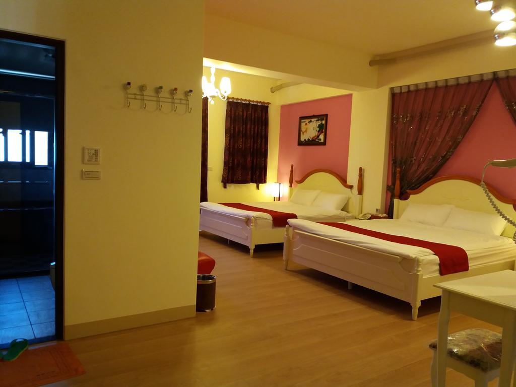 Money B&B Hualien City Exterior photo