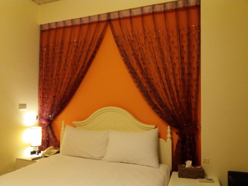 Money B&B Hualien City Exterior photo